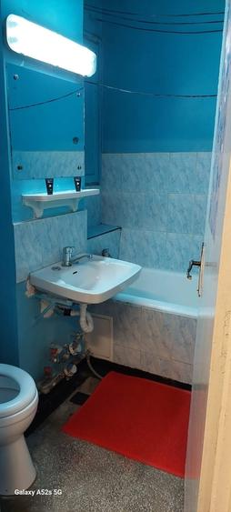 Eroii Revolutiei, proprietar - 9