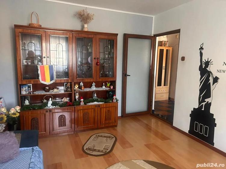 3 decomandate 1 MAI,etaj 2,centrala - 1