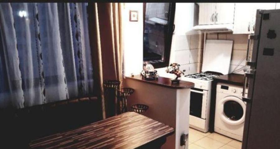 Drumul Taberei - Sibiu - Metrou Favorit, 5/9, renovata, 32 mp.