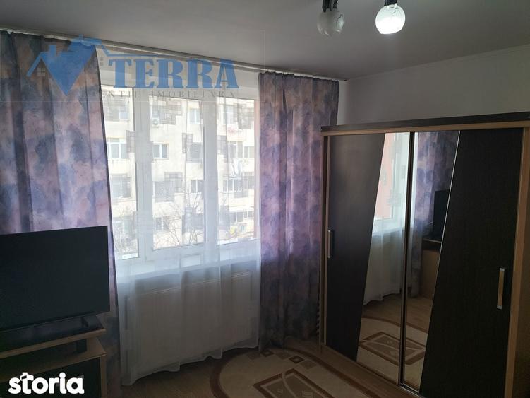 Apartament cu 2 camere, central, utilat ?i mobilat - 9