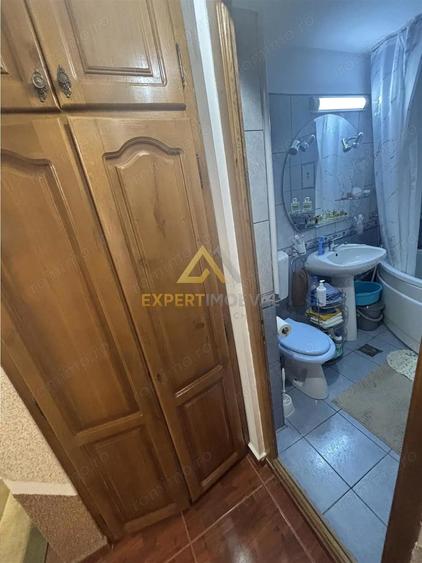 Apartament 4 camere 84 mp utili pretabil pentru investitie sau locuit - 3