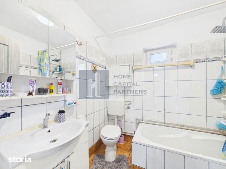 Casă cu 3 camere cu Canalizare în Brănești