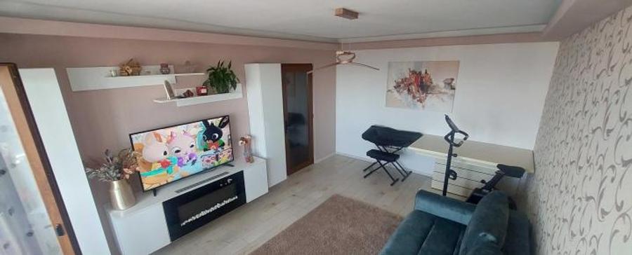 Km 4-5 - 3 Camere Decomandate 67m² Partial Mobilat Utilat Izolat Centrala Gaze - 1