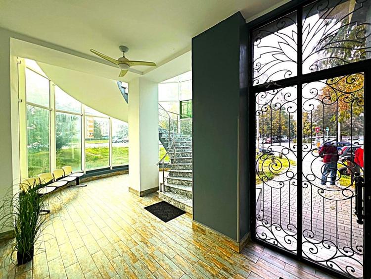 SPATIU COMERCIAL RENOVAT PRIMA INCHIRIERE IDEAL BIROURI - 5