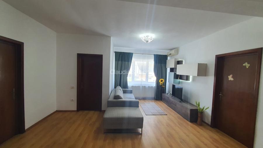 Exclusivitate, Mamaia Nord, 3 camere, decomandat, centrala gaz, loc de parcare