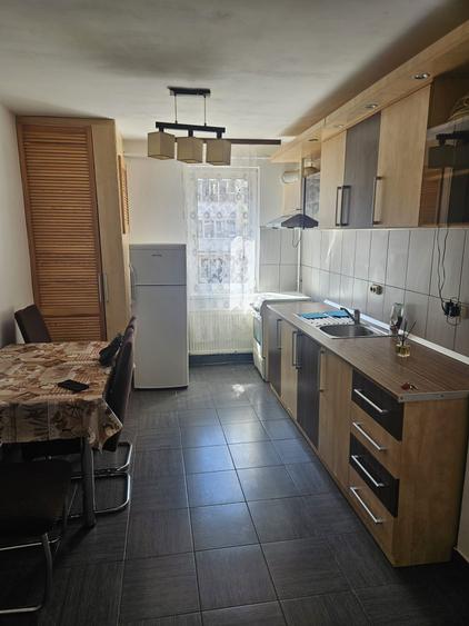 Inchiriez apartament cu 2 camere Brasov str. Galaxiei - 4