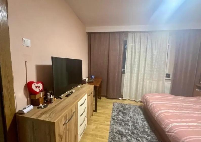 Ofer spre inchiriere apartament cu 2 camere Precista - 5
