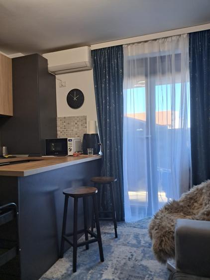 Mamaia-Nord-foarte aproape de Mare+parcare proprietate- mobilat utilat-83000 € - 1