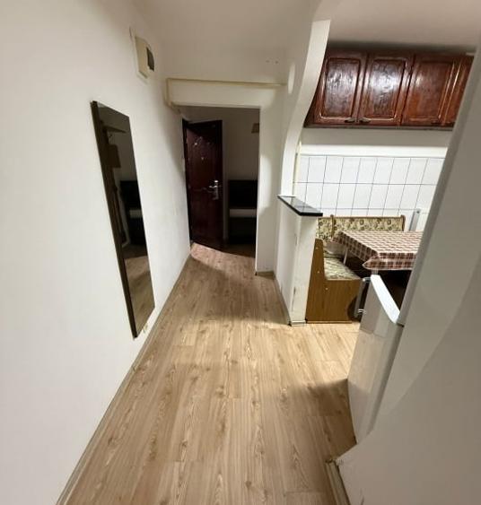 Apartament 2 Camere 54 mp Balcon Etaj 1 CETATE Piata Renovat-Finisat-Mobilat - 1