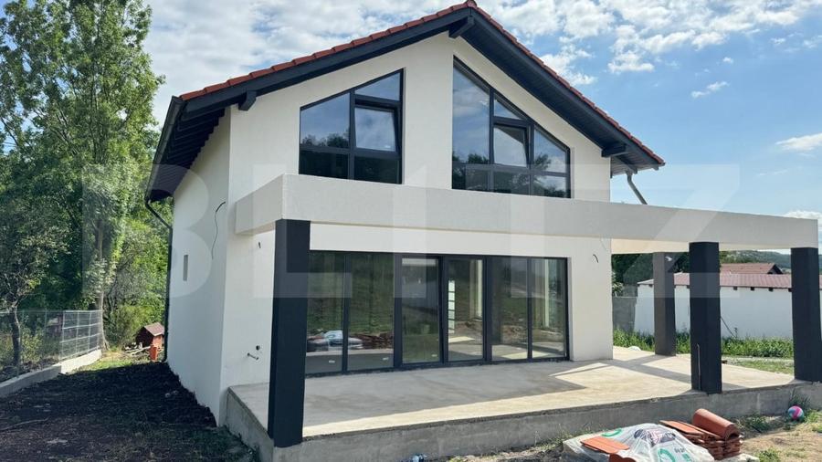 Casa individuala 148 mp, teren 710 mp, 10 min de Cluj - Salicea - 2