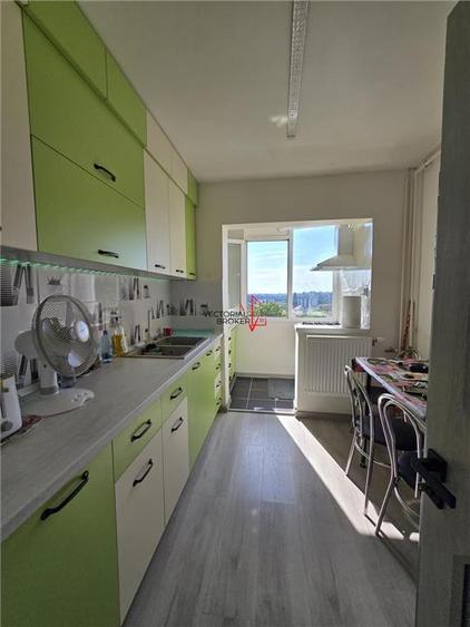 Apartament cu 3 camere decomandat în Doamna Ghica
