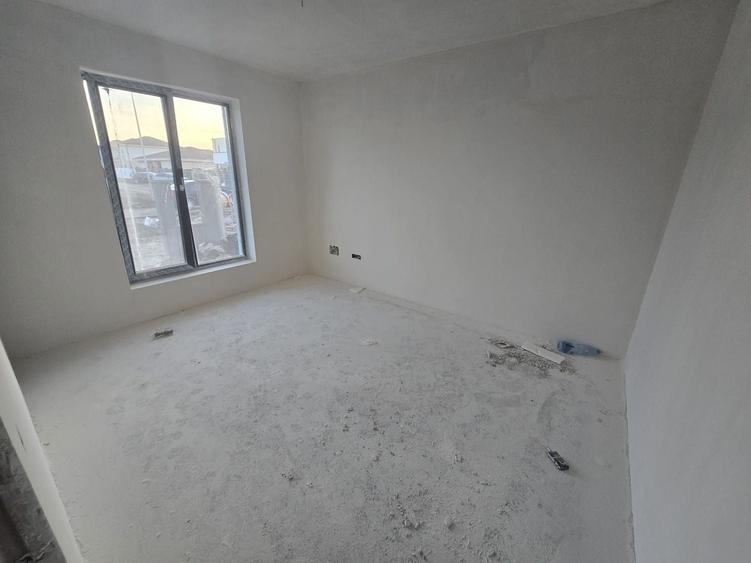 Duplex pe parter în Moșnița Veche Toate utilitățile - 4