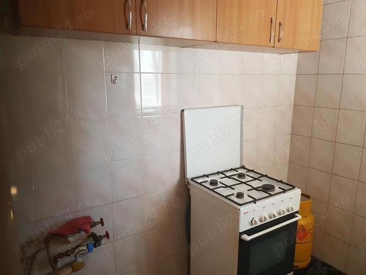 Inchiriez garsoniera - 3