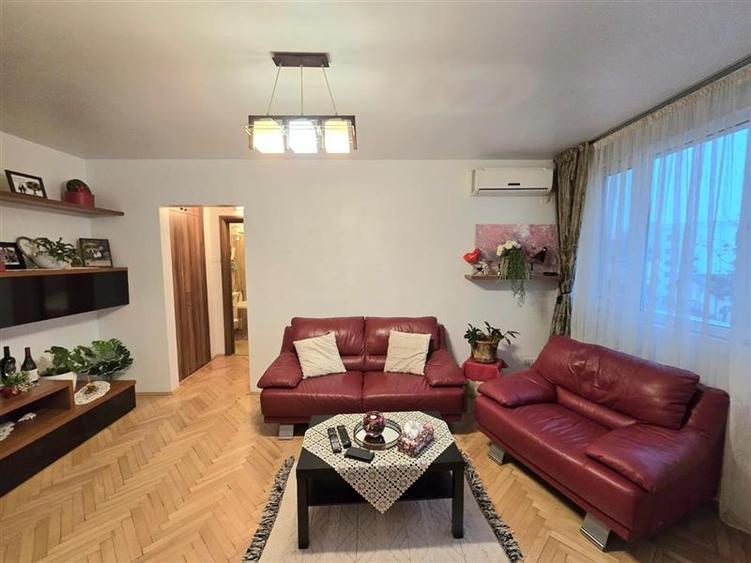 AP.2 CAM ET.4/7 RENOVAT COMPLET MOBILAT UTILAT SECTOR 1 ION MIHALACHE METROU 1 M - 5