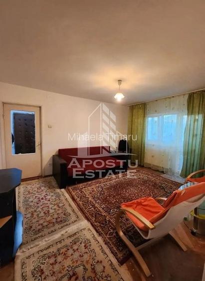 Apartament cu 2 camere, centrala proprie, zona Girocului Apartament cu 2 camere, centrala proprie, zona Girocului