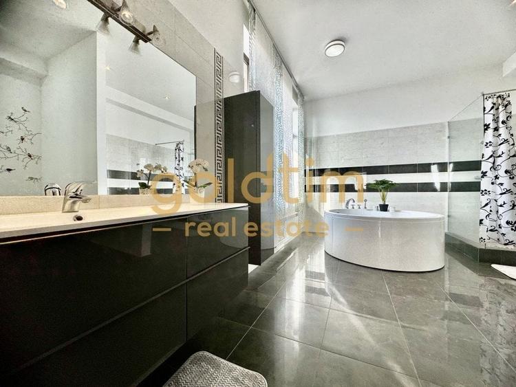 UNC/ PENTHOUSE/ TERASA 370 mp/SUPERB/ PRIVELISTE/INALTIME CAMERE3,5/2 PARCARI - 57