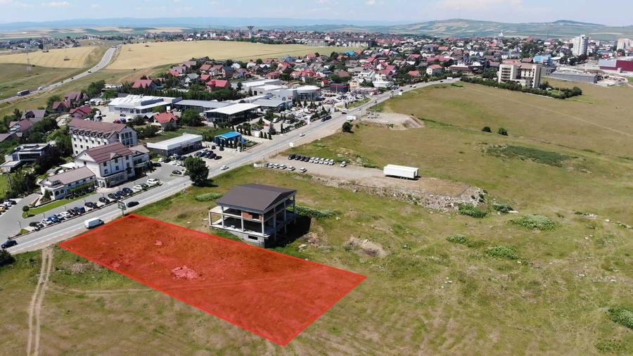 Inchiriez teren vis-a-vis de Hotel Sonnenhof 2500mp - 3