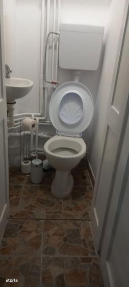 Studio renovat, la AFI Mol , etaj 1, balcon inchis, prima inchiriere - 3