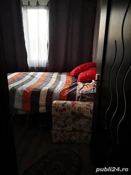 Apartament 3 camere situat la parter, intr un bloc cu 4 etaje in centrul orasului Alexandria, in spa - 1