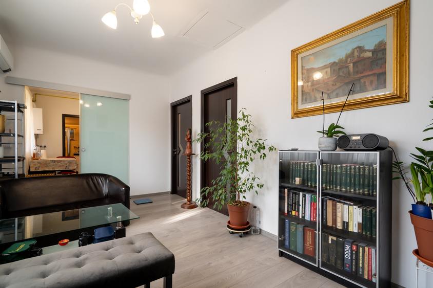 Casă cu curte generoasă pe o stradă liniștită din Bucureștii Noi - 27