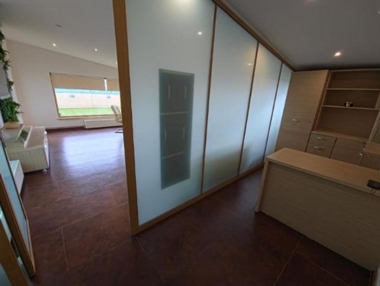 Spatiu birouri modern, mobilat integral - 6