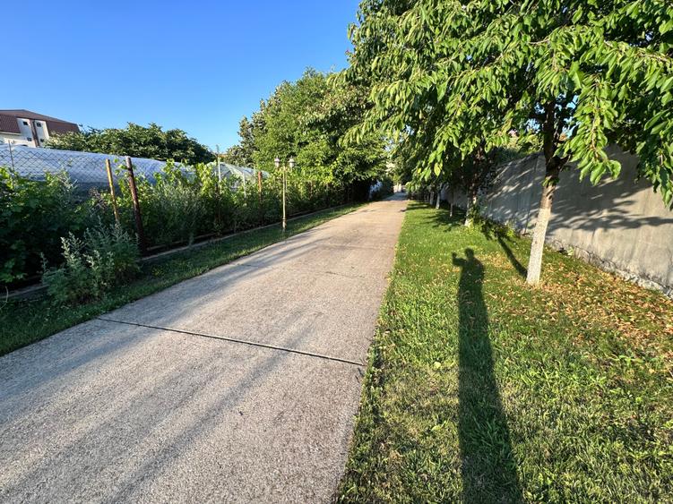 Casa deosebita sector 4 P+1+M. 6 cam.Util 418mp. Teren 1638mp - 58