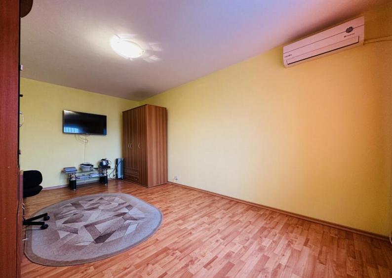 Apartament 2 camere - Metrou 1 Decembrie - 11