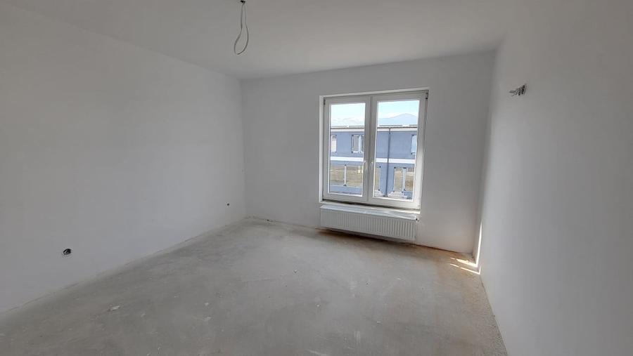 Duplex de vanzare in Rasinari – 4 camere, 2 bai, loc parcare, predare la alb - 6