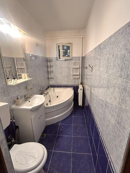 Inchiriez apartament 2 camere - 1