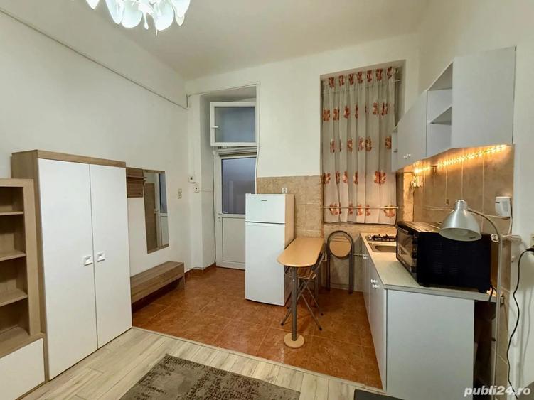 Persoana fizica Inchiriez garsoniera in zona ultracentrala - 5