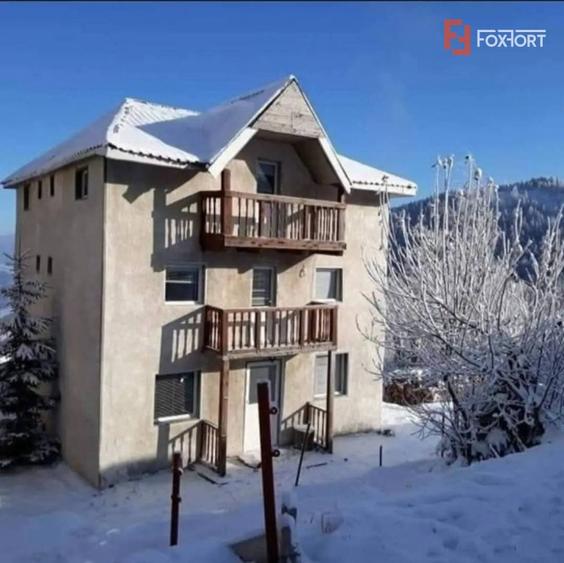 Investitie turistica in Straja – Cabana 10 camere la 150m de partie 145.000€ - 1