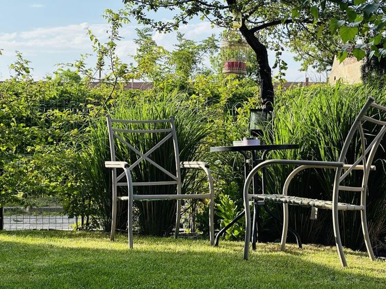 Curte proprie 82 mp | 2 camere, 52 mp | La 10 min de centrul orasului - 2