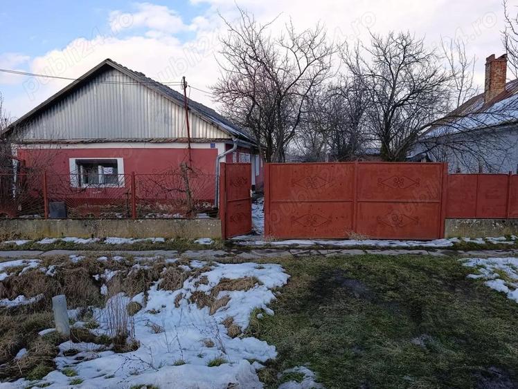 Vand casa cu 3 camere ?i teren mare in Diosig, - 1