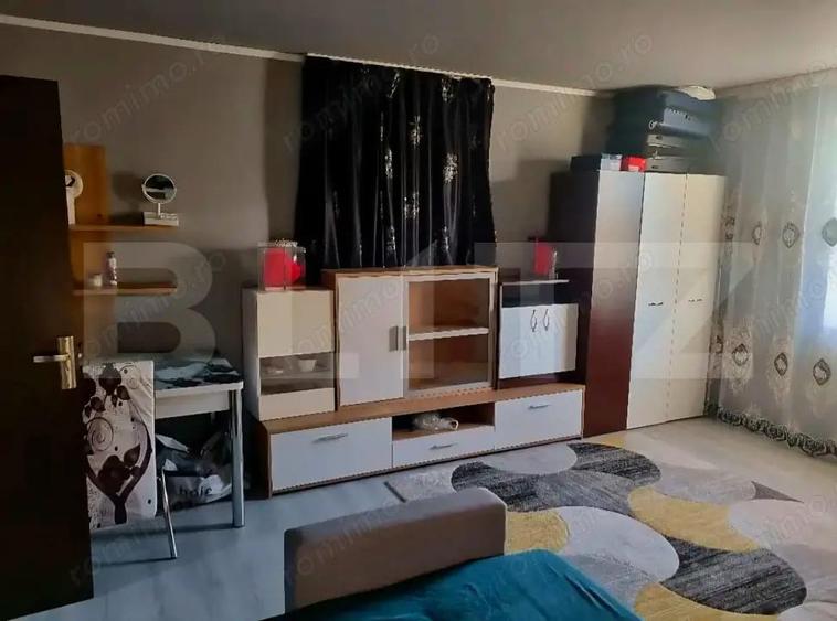 Casa cu 2 camere, renovata, teren generos lini?te la doar 25 min de oras - 1