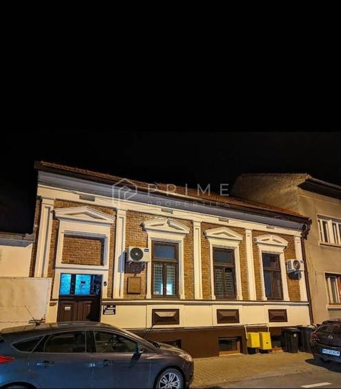 Clădire ultracentrală – Târgu Mureș, str. Mihail Kogălniceanu - 1