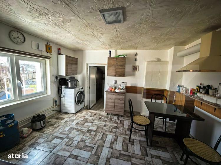 Casa eco de vanzare in Erbiceni eficienta, moderna si primitoare - 2