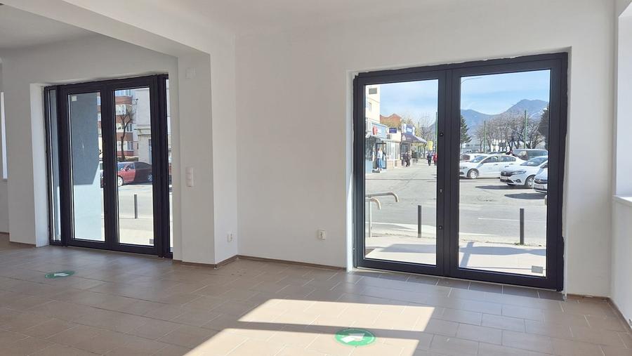 Spațiu comercial cu vizibilitate excelentă, strada Carpaților. - 5