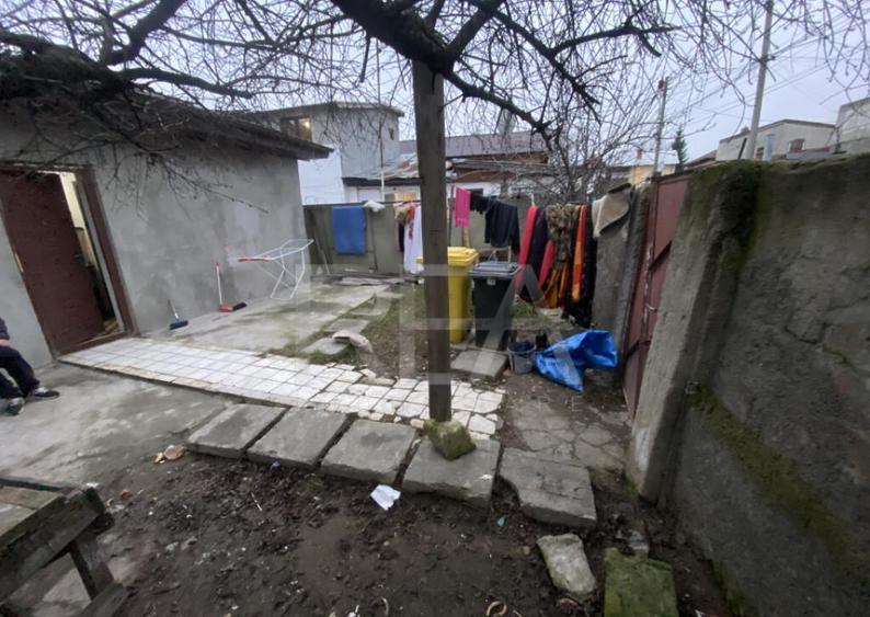 Casa-Decomandata- Sector 5 - 5