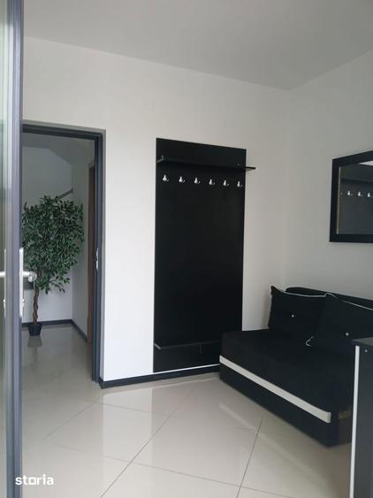 Casă cu 4 camere cu Teren 200 Mp în Ștefănești
