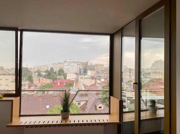 Apartament cu 2 camere decomandat în Central