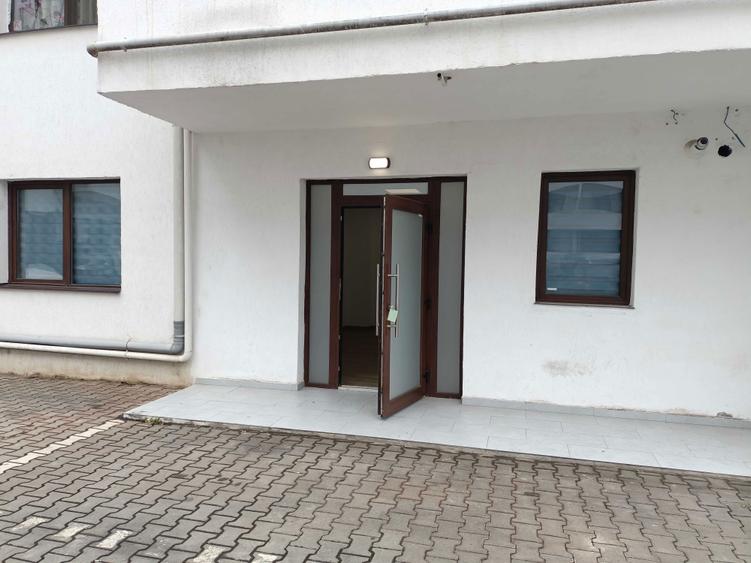 Inchiriez spatiu comercial Selimbar, str. Doamna Stanca - 1