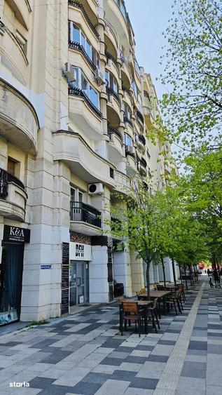 Bd Decebal nr 2/Piata Alba Iulia - 1