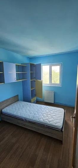 Apartament cu 3 camere in zona Dacia - 86.000 euro( Bloc 1978) - 3