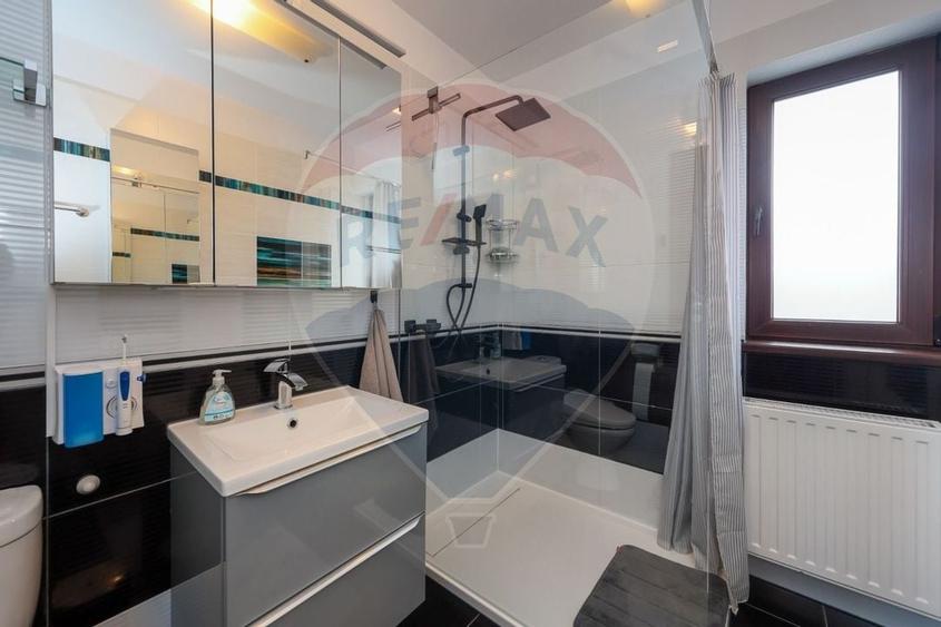 Casa unica, cartier Izvor - Str. Izvorului 10 - 13