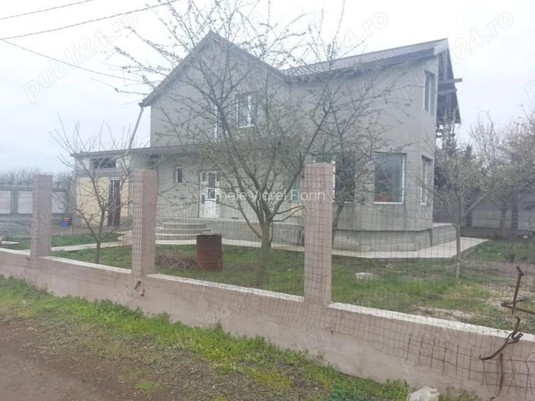 Vand casa Agigea iesirea spre Eforie