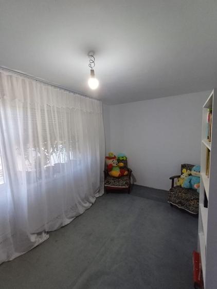 Vând casă la preț de apartament - 5