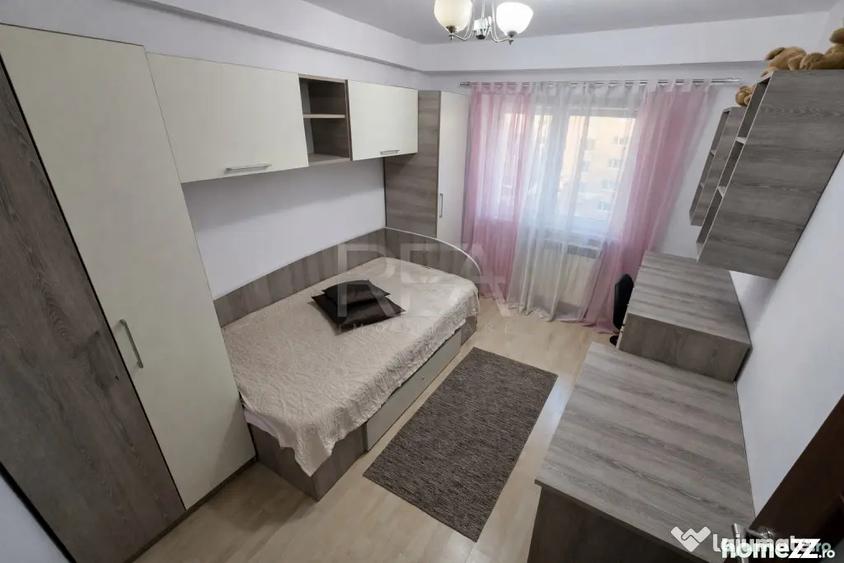 Apartament cu 3 camere semidecomandat în Timpuri Noi