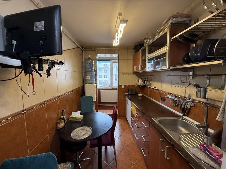 Ap 2 camere 57 mp cu 2 balcoane și 2 locuri parcare str Fizicienilor - 7