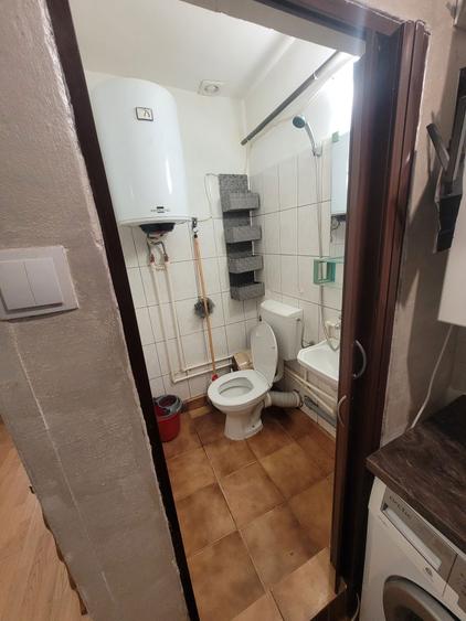 Inchiriez garsoniera cocheta Mall Vitan - 6