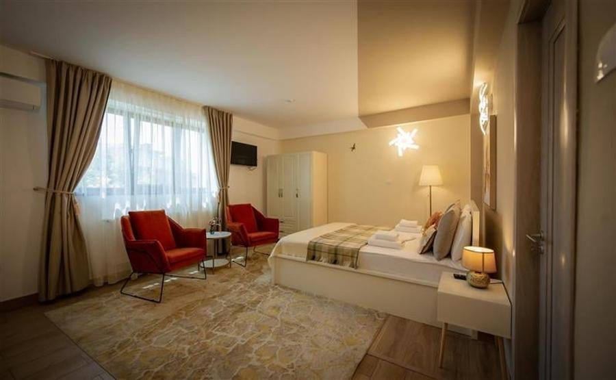 Pensiune Ultracentrala in Iasi - Investiție Profitabilă - 6